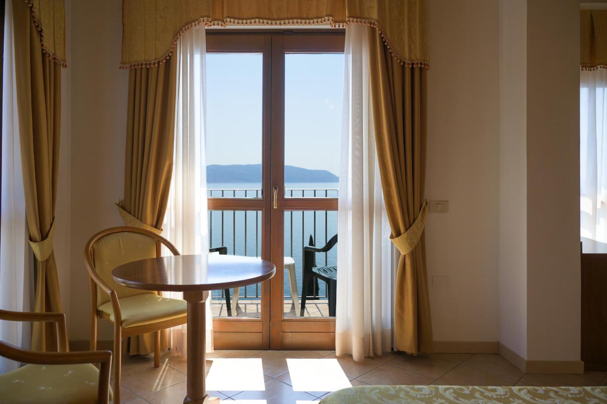 Triple Room Balcony or Terrace Lake View,1673658472:JPEG